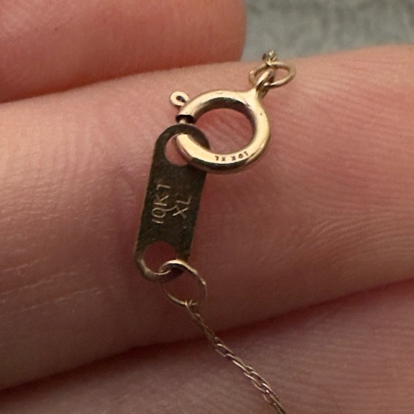 10K XL Dainty Gold Chain & P10K Amethyst and Diamond Pendant - Picture 5 of 5